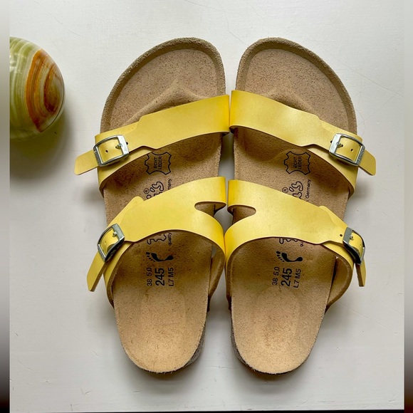 Birkenstock Shoes - Birki’s size 7 narrow Birkenstock *New